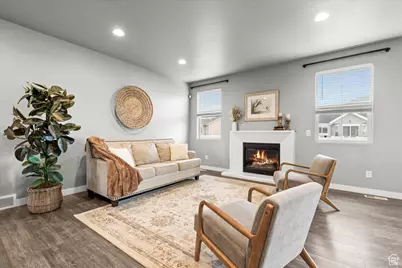 885 W Montauk Ln, Stansbury Park, UT 84074 - Photo 5