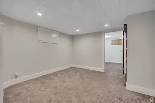 217 E 1300 S, Salt Lake City, UT 84115 - Photo 23