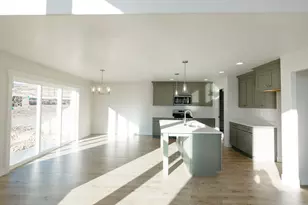 2871 N Purpletop Ln, Saratoga Springs, UT 84045 - Photo 3