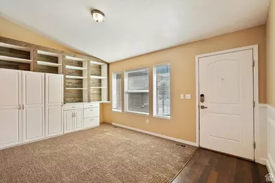 1692 S Willow Creek Cir W, Farmington, UT 84025 - Photo 5