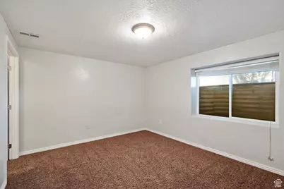 1692 S Willow Creek Cir W, Farmington, UT 84025 - Photo 23