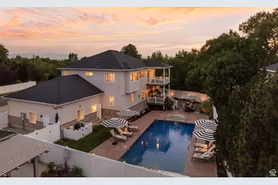 557 E Warm Springs Dr, Kaysville, UT 84037 - Photo 3