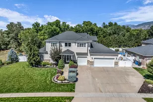 557 E Warm Springs Dr, Kaysville, UT 84037 - Photo 3