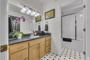 557 E Warm Springs Dr, Kaysville, UT 84037 - Photo 31