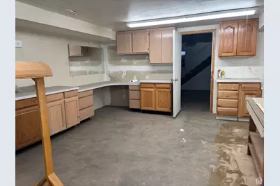 389 W 500 S, Provo, UT 84601 - Photo 25