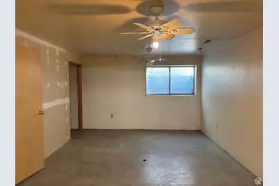 389 W 500 S, Provo, UT 84601 - Photo 21