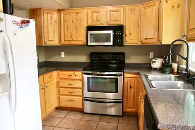 790 N 150 E, Springville, UT 84663 - Photo 3