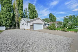 1121 N 900 W, Clinton, UT 84015 - Photo 3