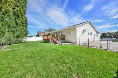 1121 N 900 W, Clinton, UT 84015 - Photo 21