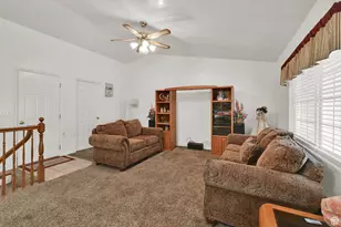 1121 N 900 W, Clinton, UT 84015 - Photo 11