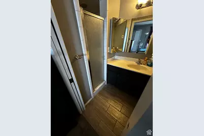 8722 S Oakwood Park Cir Cir S #8722, Sandy, UT 84094 - Photo 17