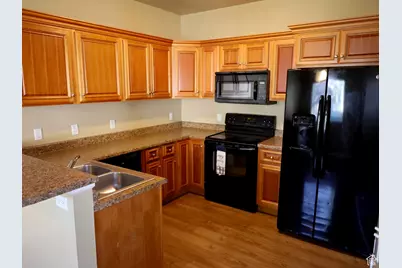 1584 N 565 W #104, Logan, UT 84341 - Photo 3