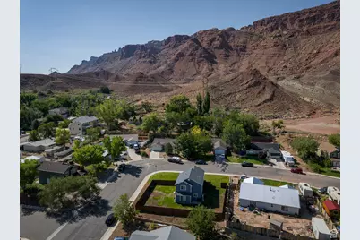 1260 Madison Way, Moab, UT 84532 - Photo 17