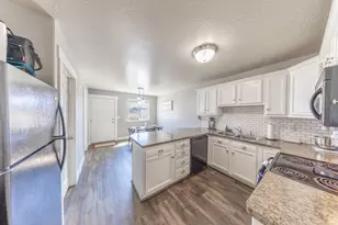 1964 N 225 W, Harrisville, UT 84414 - Photo 9