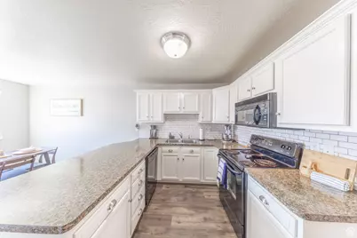 1964 N 225 W, Harrisville, UT 84414 - Photo 7