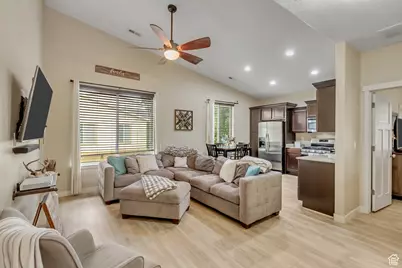 11287 S Winter Bluff Ln, South Jordan, UT 84095 - Photo 15