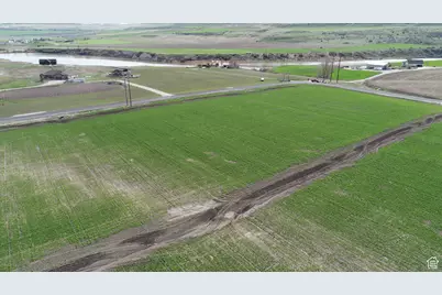 135 W 6600 S #3, Newton, UT 84327 - Photo 9