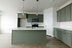 862 N Pugh Ln, Saratoga Springs, UT 84045 - Photo 3