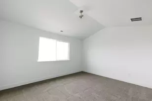 878 N Pugh Ln, Saratoga Springs, UT 84045 - Photo 9