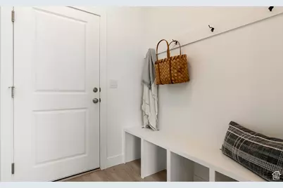 21 S Crimson Way #310, Mapleton, UT 84664 - Photo 3