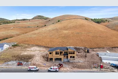 714 Oakridge Dr #608, Tooele, UT 84074 - Photo 5