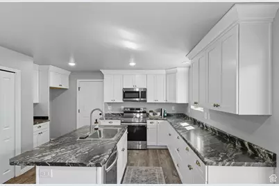 886 S 1240 E, Spanish Fork, UT 84660 - Photo 13