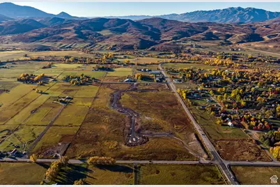 484 S 7900 St E #9, Huntsville, UT 84317 - Photo 3