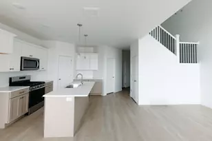 874 N Pugh Ln, Saratoga Springs, UT 84045 - Photo 9