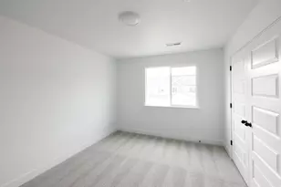 598 W Sungleam Ln, Saratoga Springs, UT 84045 - Photo 13