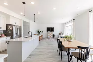 676 E 1100 S, Hyrum, UT 84319 - Photo 17