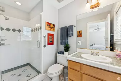 464 N D St E, Salt Lake City, UT 84103 - Photo 19