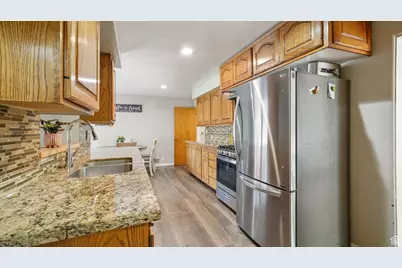 2065 Robins Ave, Ogden, UT 84401 - Photo 7