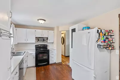 1077 E Turquoise Way S, Sandy, UT 84094 - Photo 7