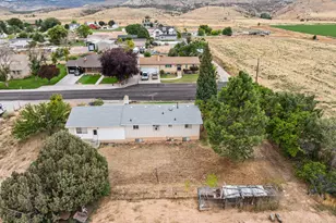 390 N 300 W, Aurora, UT 84620 - Photo 31