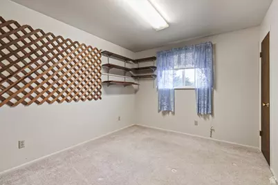 390 N 300 W, Aurora, UT 84620 - Photo 13