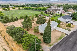 390 N 300 W, Aurora, UT 84620 - Photo 29