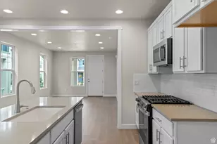 11188 S Fordman Wy, South Jordan, UT 84009 - Photo 9