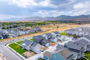 7106 W 7800 S, West Jordan, UT 84081 - Photo 29