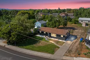 627 E 8680 S, Sandy, UT 84070 - Photo 33