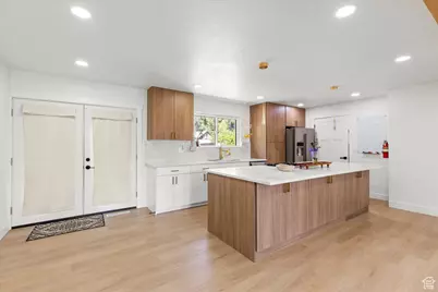 627 E 8680 S, Sandy, UT 84070 - Photo 7