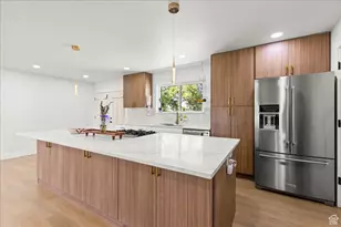 627 E 8680 S, Sandy, UT 84070 - Photo 9