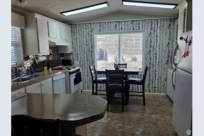 296 E Nashue St S #112, Murray, UT 84107 - Photo 9