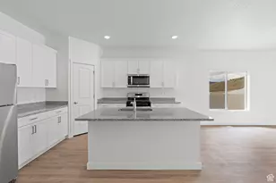 7263 Bald Eagle Way N, Eagle Mountain, UT 84005 - Photo 3