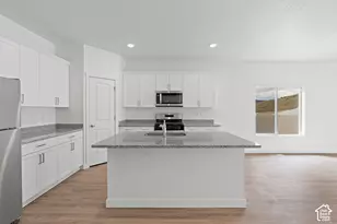 7263 Bald Eagle Way N, Eagle Mountain, UT 84005 - Photo 5