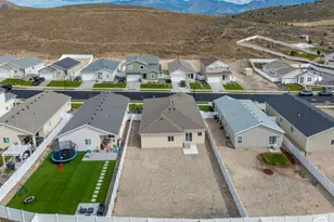 7263 Bald Eagle Way N, Eagle Mountain, UT 84005 - Photo 3