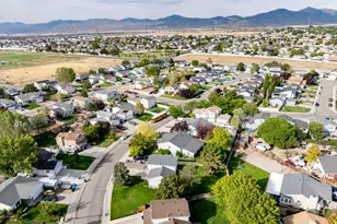 6922 S Mullien Dr, West Jordan, UT 84084 - Photo 25