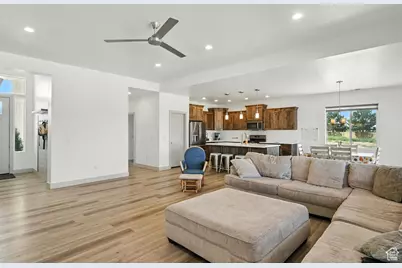 3977 N Monarch Dr, Cedar City, UT 84721 - Photo 7