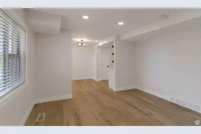 1372 Sweetwater Ln, Farmington, UT 84025 - Photo 19