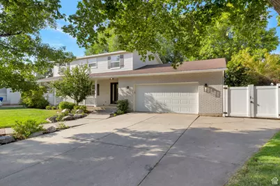 1372 Sweetwater Ln, Farmington, UT 84025 - Photo 3