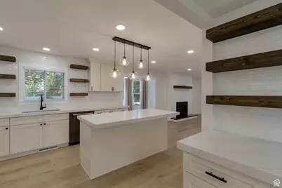 1372 Sweetwater Ln, Farmington, UT 84025 - Photo 7